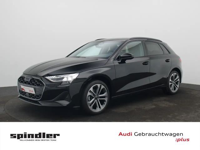 Audi A3 advanced TFSI S-tronic / Navi+, LED 2025 Benzine