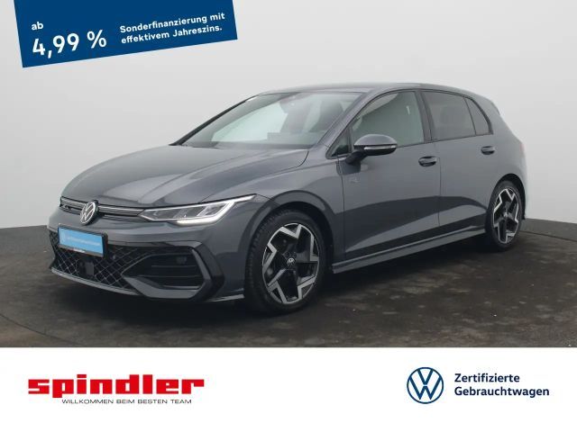 Volkswagen Golf VIII R-Line 1.5TSI / CarPlay, LED, ACC, RFK 2025 Benzine