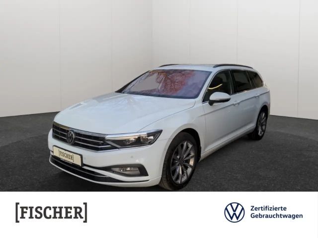 Volkswagen Passat Variant 2.0TSI DSG Business Matrix AHK Navi 360° Harman Ka 2023 Benzine