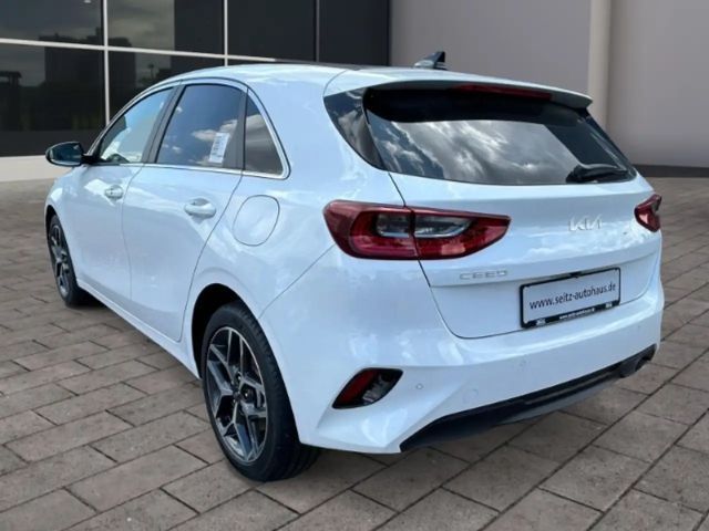 Kia Ceed / cee'd