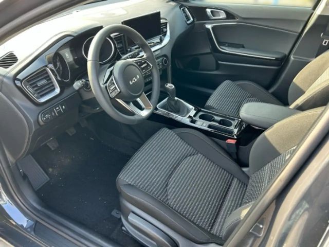 Kia Ceed / cee'd