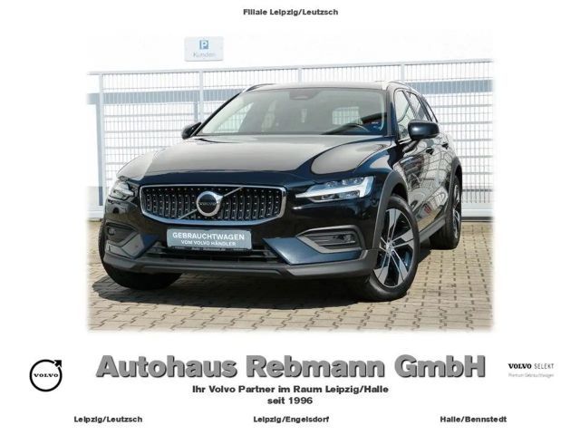 Volvo V60 Cross Country V60 B4 AWD Cross Country Ultimate Automatik SD 2023 Diesel
