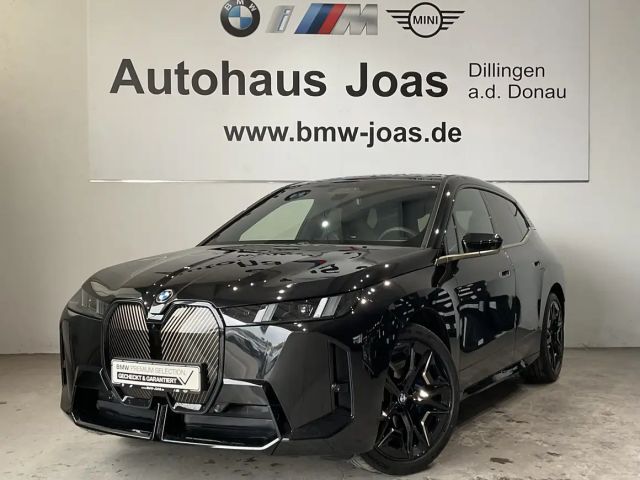 BMW iX xDrive60 |Sitzbelüftung |Sky Lounge |M Sportpaket 2025 Elektrisch