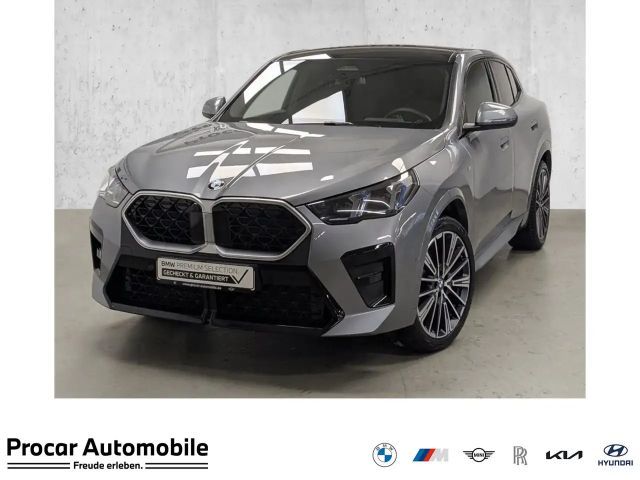 BMW X2 sDrive20i M Sport Pano AHK HuD DA+ PA+ H/K 20'' 2025 Benzine