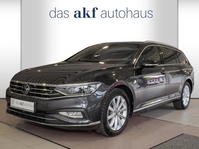 Volkswagen Passat Variant 2.0 TDI DSG Elegance-Navi*AHK*Kamer 2024 Diesel