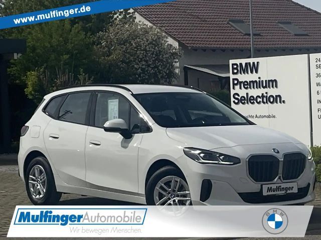 BMW 220 i AT AktivS.HUD SuView.LiveProf.Komfz.H/K AHK 2023 Benzine