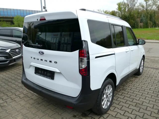 Ford Tourneo