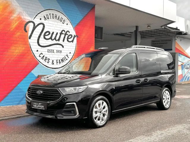 Ford Grand Tourneo