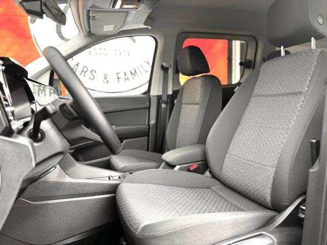 Ford Grand Tourneo
