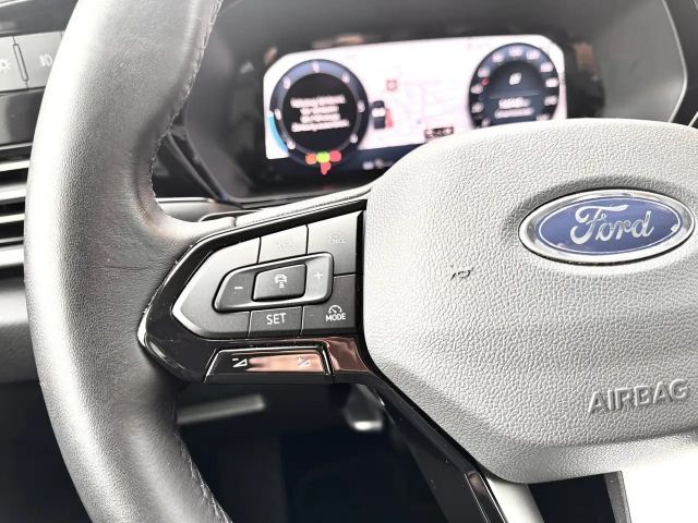 Ford Grand Tourneo