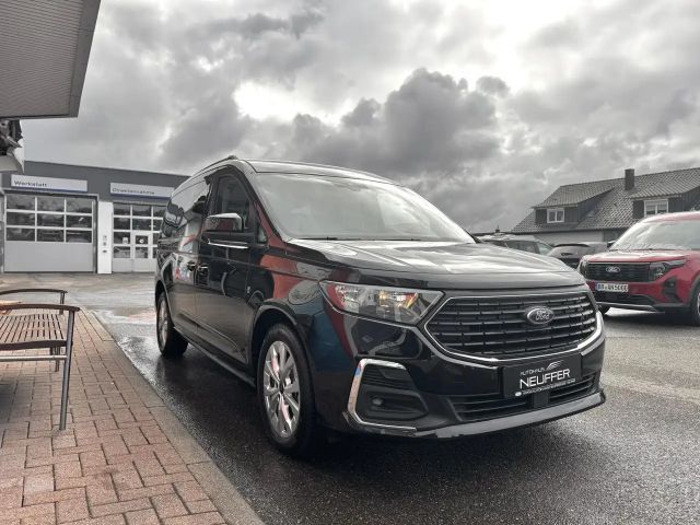 Ford Grand Tourneo