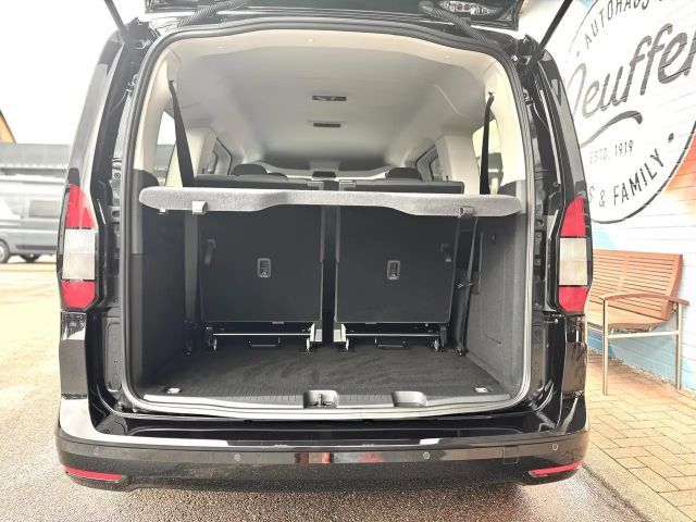 Ford Grand Tourneo