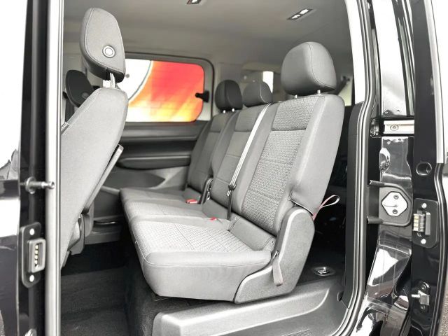 Ford Grand Tourneo