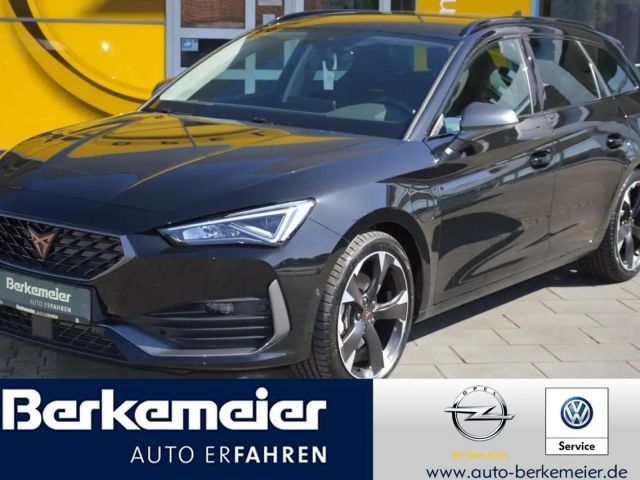 Cupra Leon Sportstourer e-Hybrid NAVI / SHZ / KAMERA / ACC 2024 Hybride / Benzine