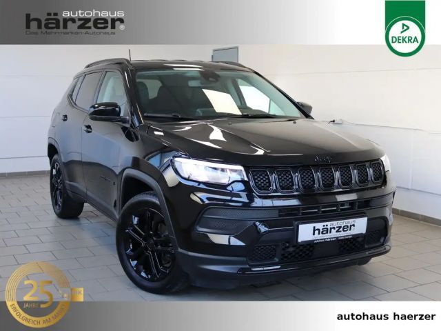 Jeep Compass Night Eagle e-Hybrid DCT *LED*RFK*SHZ* 2023 Benzine