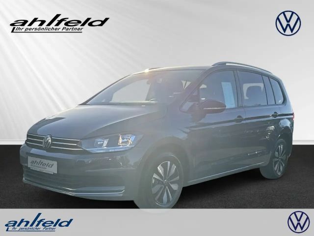 Volkswagen Touran Goal 1.5 TSI DSG AHK KAM ACC APP Klima 2024 Benzine