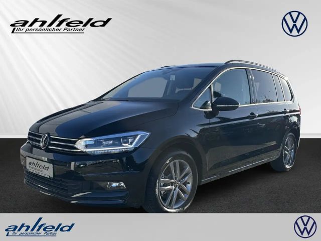 Volkswagen Touran Comfortline 1.5 TSI KAM ACC Navi Spurwechsel Klima 2025 Benzine