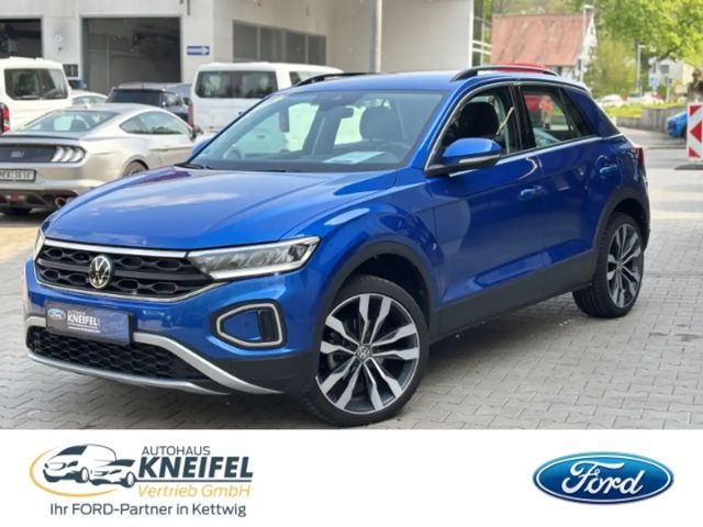 Volkswagen T-Roc Life Apple car, Klima,Navi,LED Bel.,EPH,4 Season,n 2022 Benzine