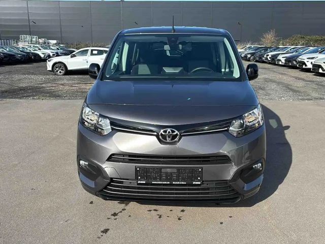 Toyota Proace City