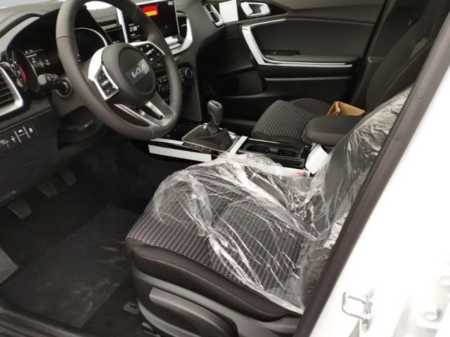 Kia Ceed / cee'd