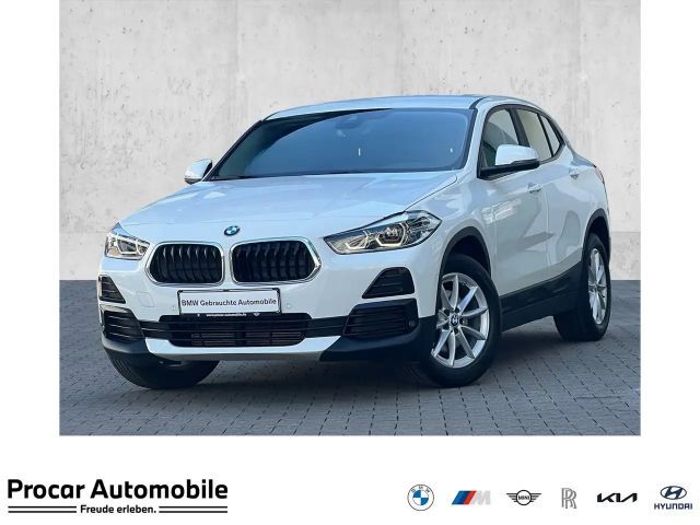 BMW X2 sDrive18i LED Navi AHK Parkassist PDC Aut. 2023 Benzine