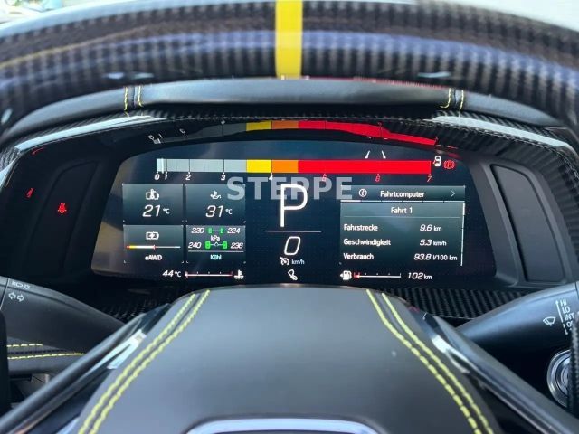 Corvette C8