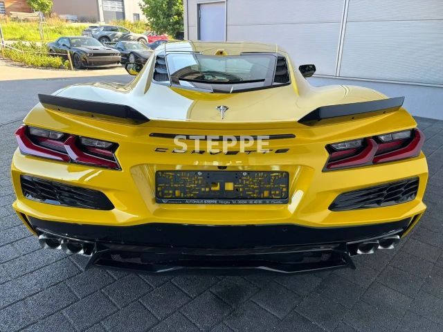 Corvette C8