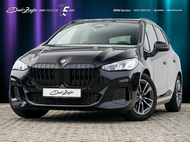 BMW 218 218i Active Tourer M-Sport AHK PANO RFK TravelP 2025 Benzine