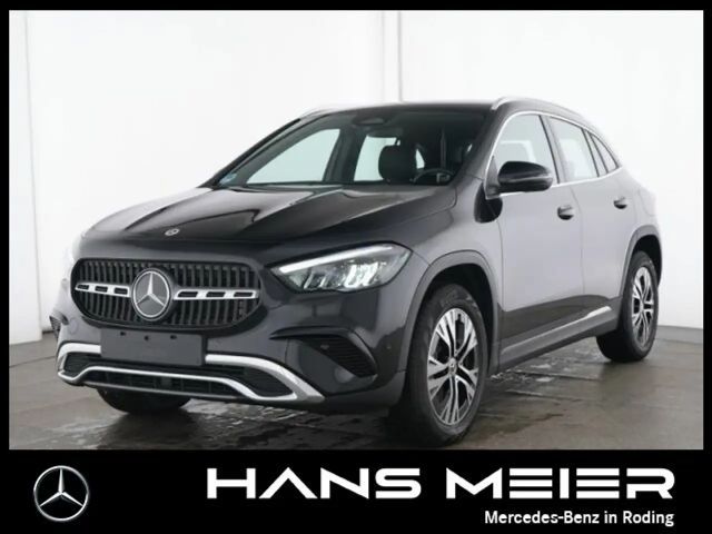 Mercedes-Benz GLA 200 GLA 200 Progr. Türen Beifahrerseite beschädigt 2024 Benzine