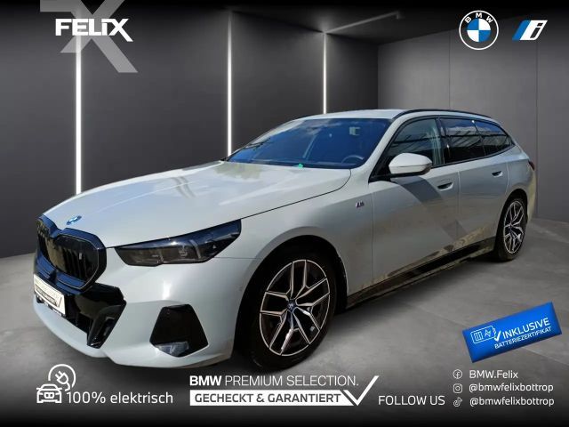 BMW i5 eDrive40 Touring+M SPORTPAKET PRO+DR.ASS PRO+AUTOB 2024 Elektrisch