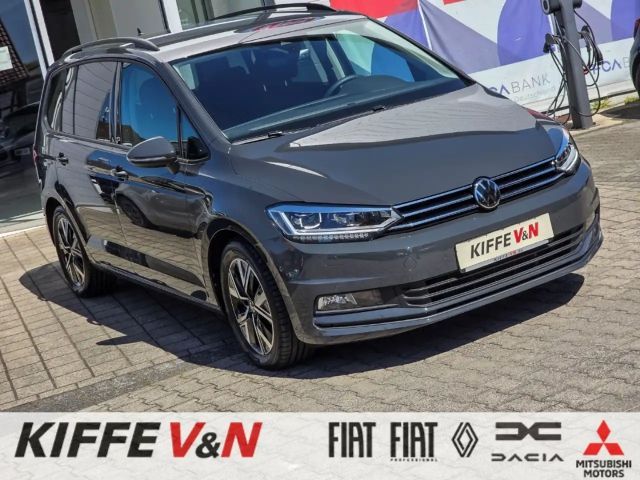 Volkswagen Touran Comfortline ACC Sport-Fahrwerk Family RFK 2024 Benzine
