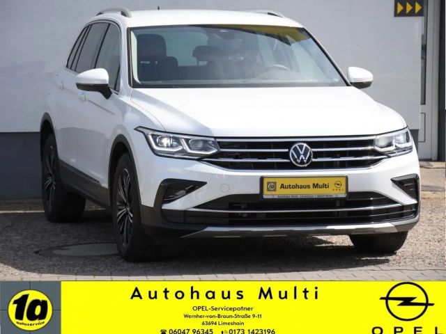 Volkswagen Tiguan Elegance eHybrid Massage ACC Navi Kamera 2021 Hybride / Benzine