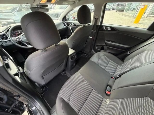 Kia Ceed / cee'd