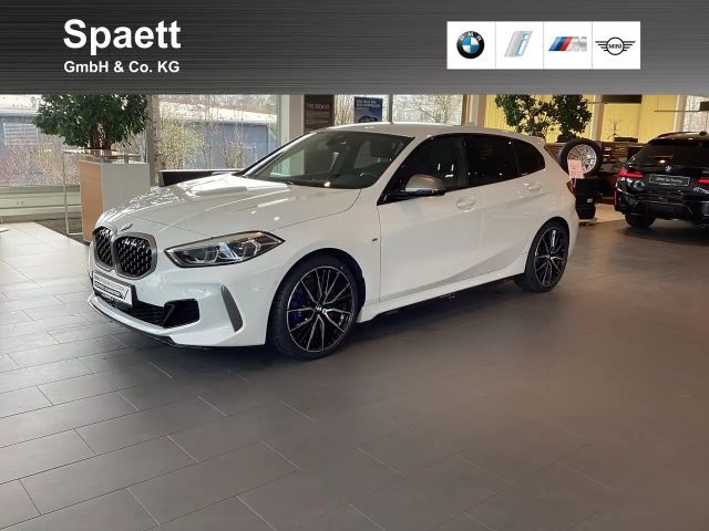 BMW 135 M135i xDrive Hatch HK HiFi DAB LED WLAN Shz 2022 Benzine