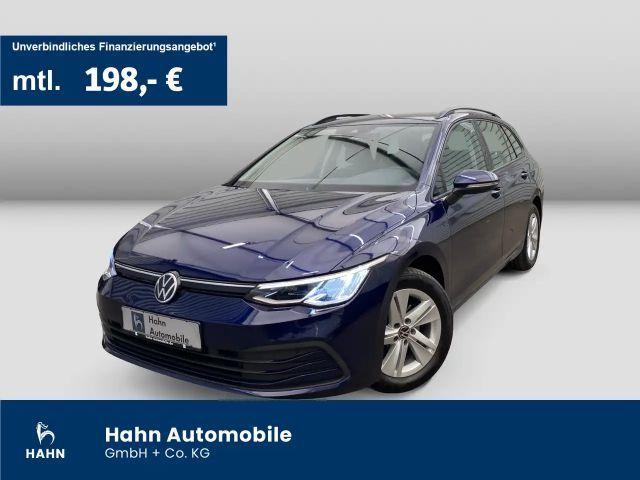 Volkswagen Golf VIII 1.0eTSI DSG Life ACC AHK Cam LED Navi 2021 Benzine