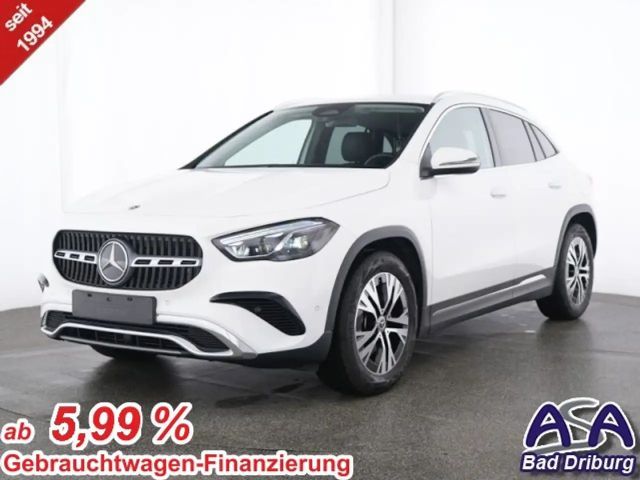 Mercedes-Benz GLA 200 +MULTIBEAM+Totwinkel+AHK+grauerHimmel+ Klima Navi 2025 Benzine