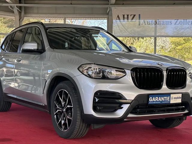 BMW X3 xDrive 20 i  SHADOW LED LEDER DAB NAVI 2021 Benzine