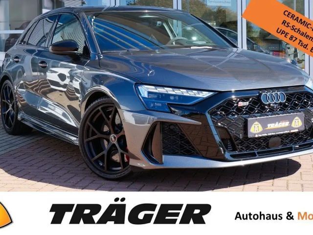 Audi RS3 Sportback *Ceramic*Schalensitze*Pano*Matrix* 2026 Benzine