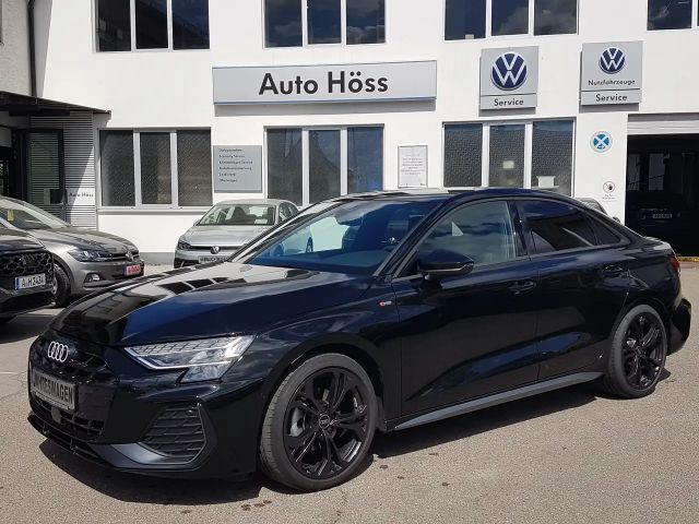 Audi A3 35 TFSI S line*MATRIX*ACC*NAVI*PDC*REAR VIEW*SHZ* 2025 Benzine