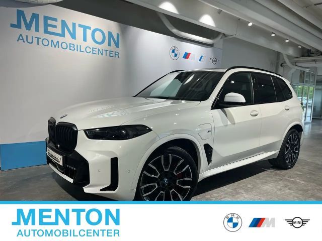 BMW X5 xDrive50e M Sportpaket Gestiksteuerung DAB 2024 Hybride / Benzine