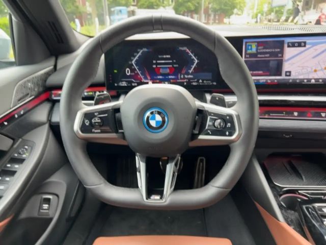 BMW 550