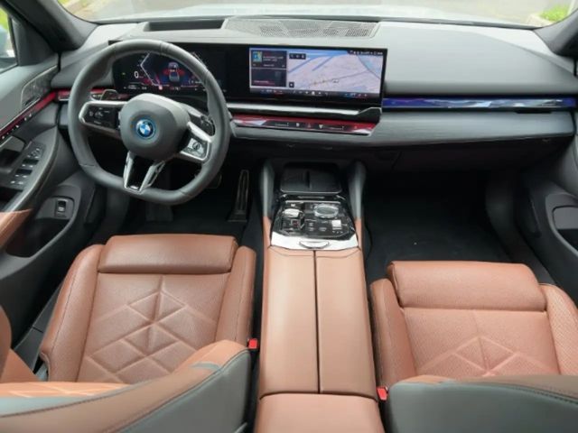 BMW 550