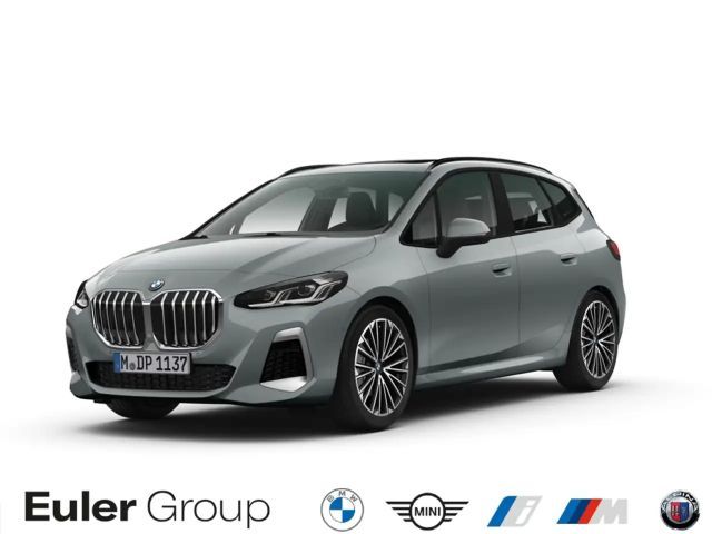 BMW 220 Active Tourer iA M Spor Sportpaket AD AHK-klappbar 2025 Benzine