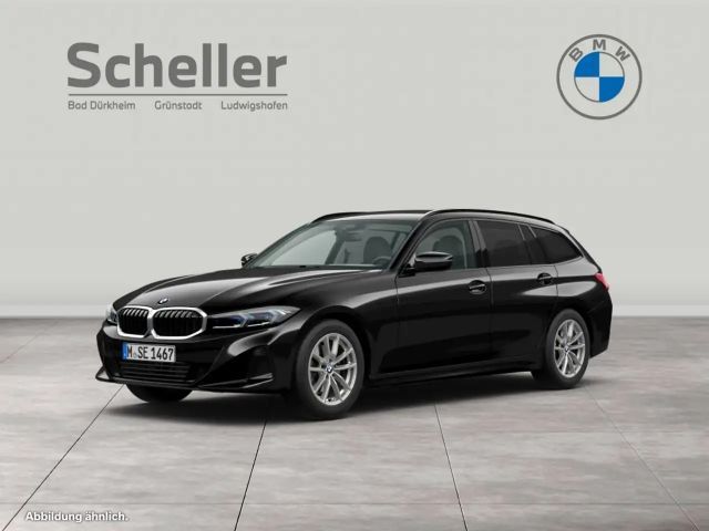 BMW 320 i Head-Up LED RFK Komfortzg. Tempomat 2023 Benzine