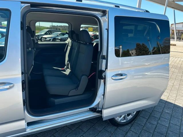 Ford Grand Tourneo