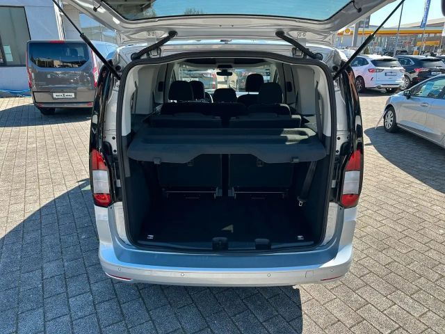 Ford Grand Tourneo