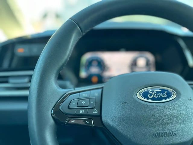 Ford Grand Tourneo