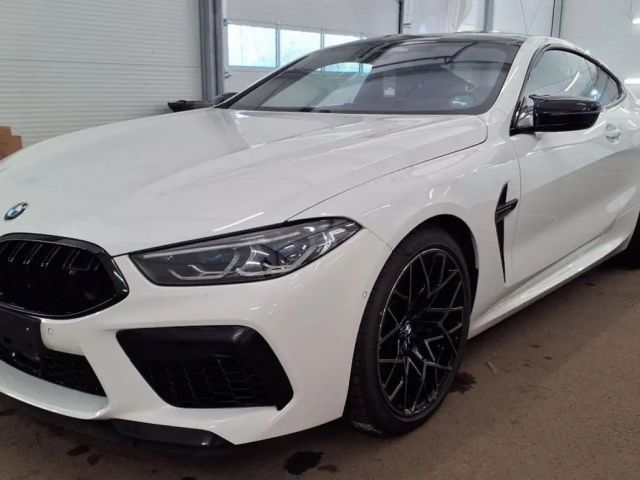 BMW M8 Competition xDrive Coupe M Competition Paket 2025 Benzine