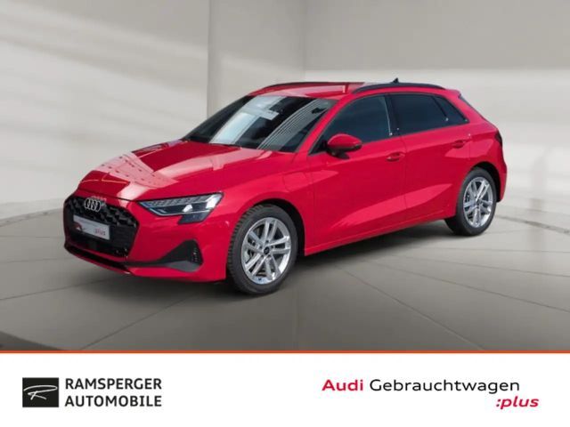 Audi A3 40 TFSI e LED ACC Kamera AHK 2025 Hybride / Benzine