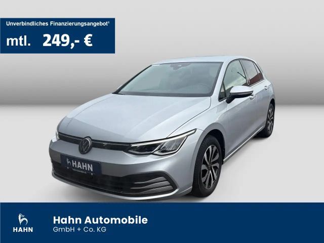 Volkswagen Golf VIII 1.0 eTSI Active CAM Navi LED ACC Sitzh 2023 Benzine